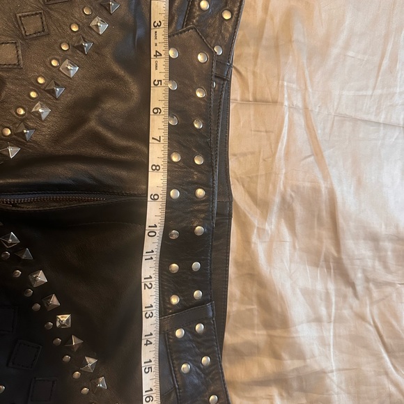 Leather studded shorts custom - Picture 4 of 9